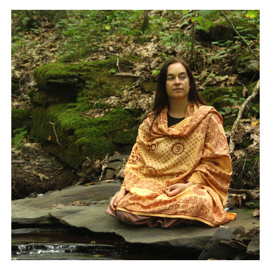 Prabhuji Meditation Yoga Prayer Shawl - Mantra Om - Peach Large