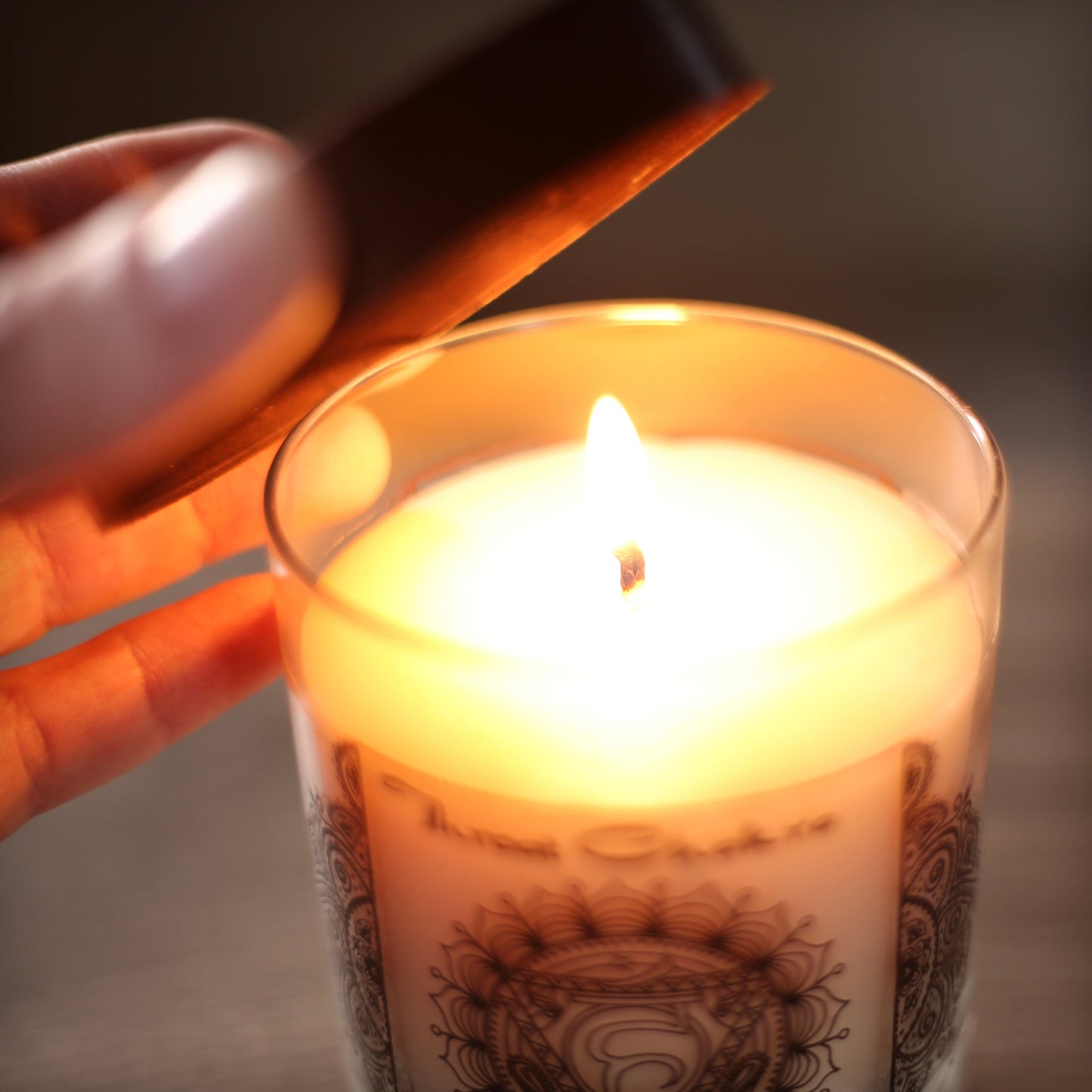 Prabhuji Throat Chakra Vishuddha | Candle for Chakra Meditation Scented with Essential Oils | Woods & Amber | Communication and Wisdom - 10.5oz