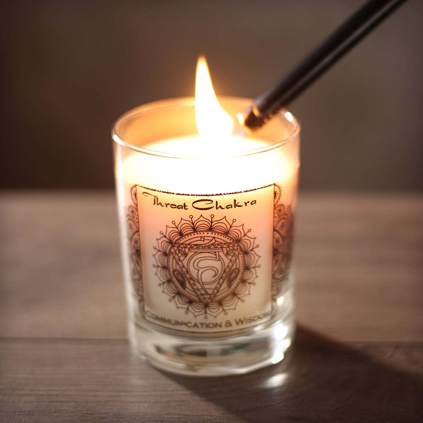 Prabhuji Throat Chakra Vishuddha | Candle for Chakra Meditation Scented with Essential Oils | Woods & Amber | Communication and Wisdom - 10.5oz